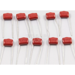 10 x 4700pF 630V Radial capacitor