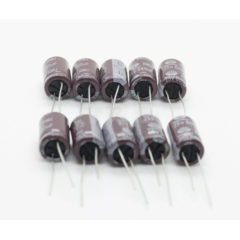 10 x Condensador 680uF 25V